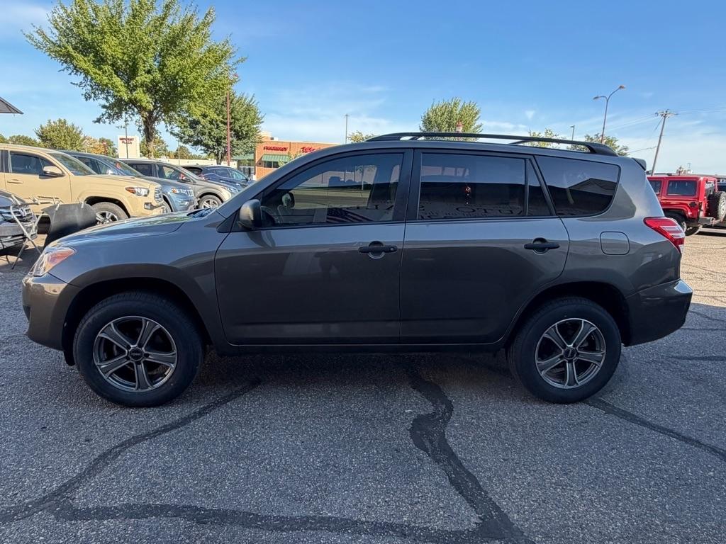 Toyota RAV4 FWD 4dr I4 (Natl) 2012