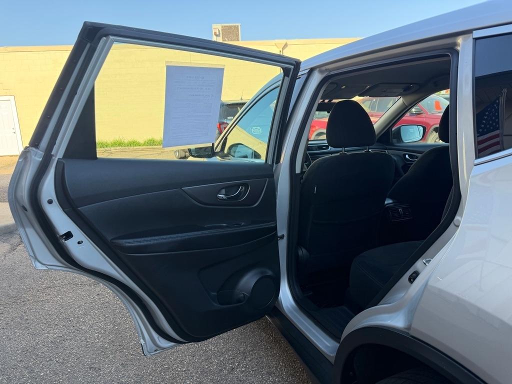 Nissan Rogue AWD 4dr S 2015