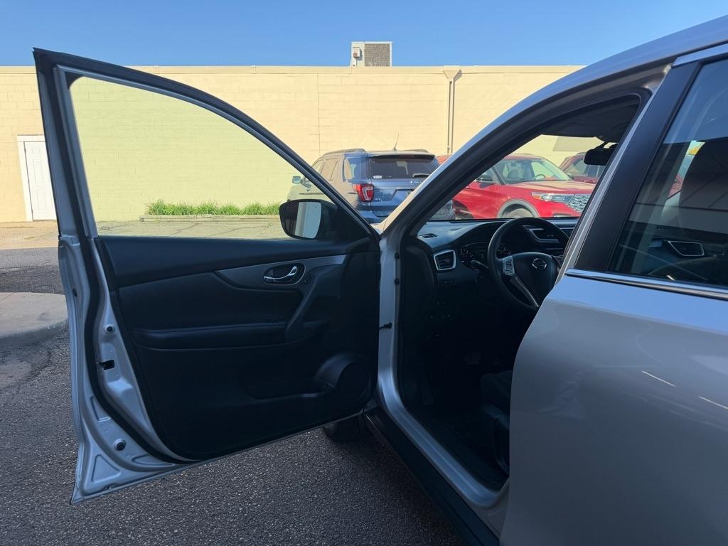 Nissan Rogue AWD 4dr S 2015
