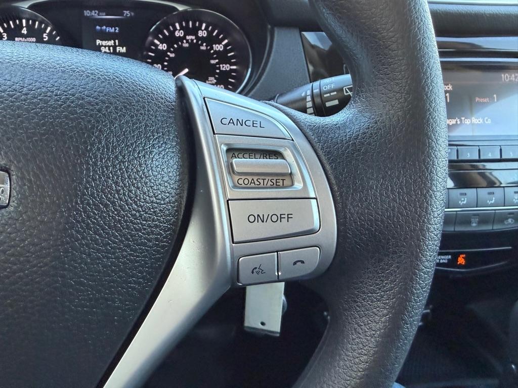 Nissan Rogue AWD 4dr S 2015
