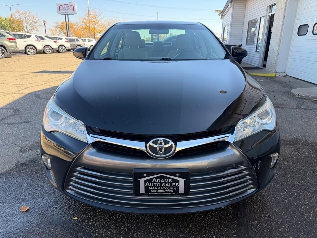 Toyota Camry XLE Auto (Natl) 2017