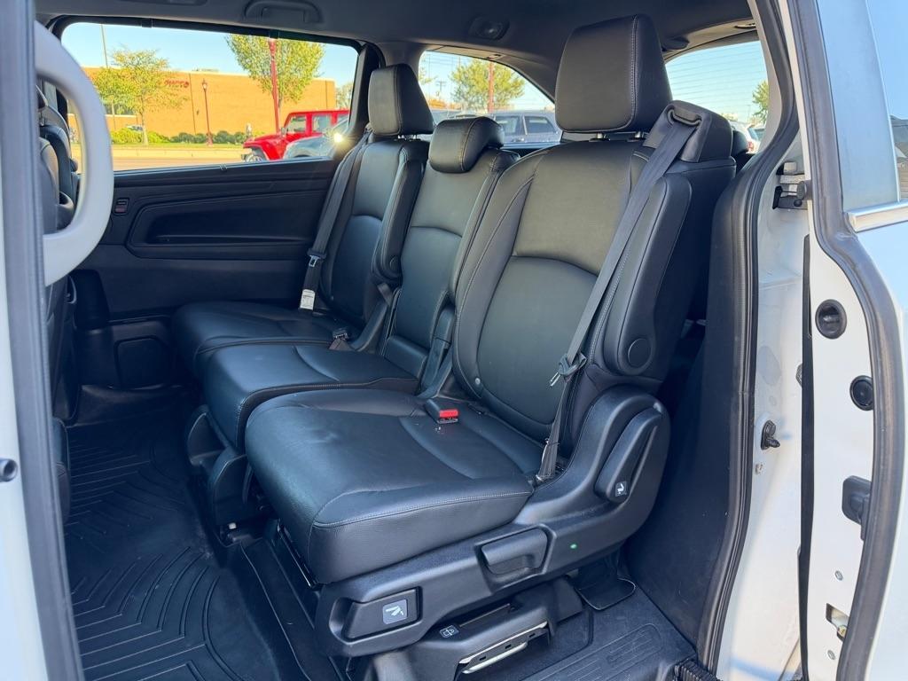 Honda Odyssey Touring Auto 2023