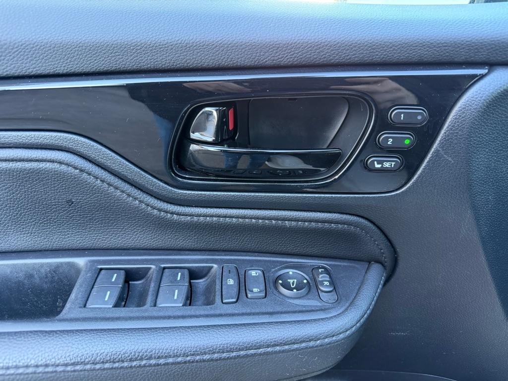 Honda Odyssey Touring Auto 2023