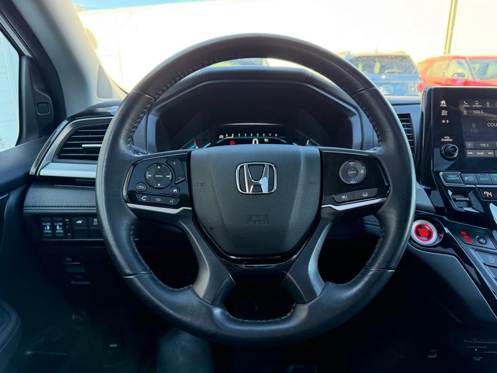 Honda Odyssey Touring Auto 2023