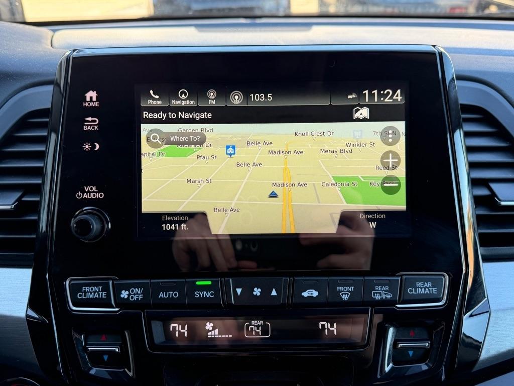 Honda Odyssey Touring Auto 2023