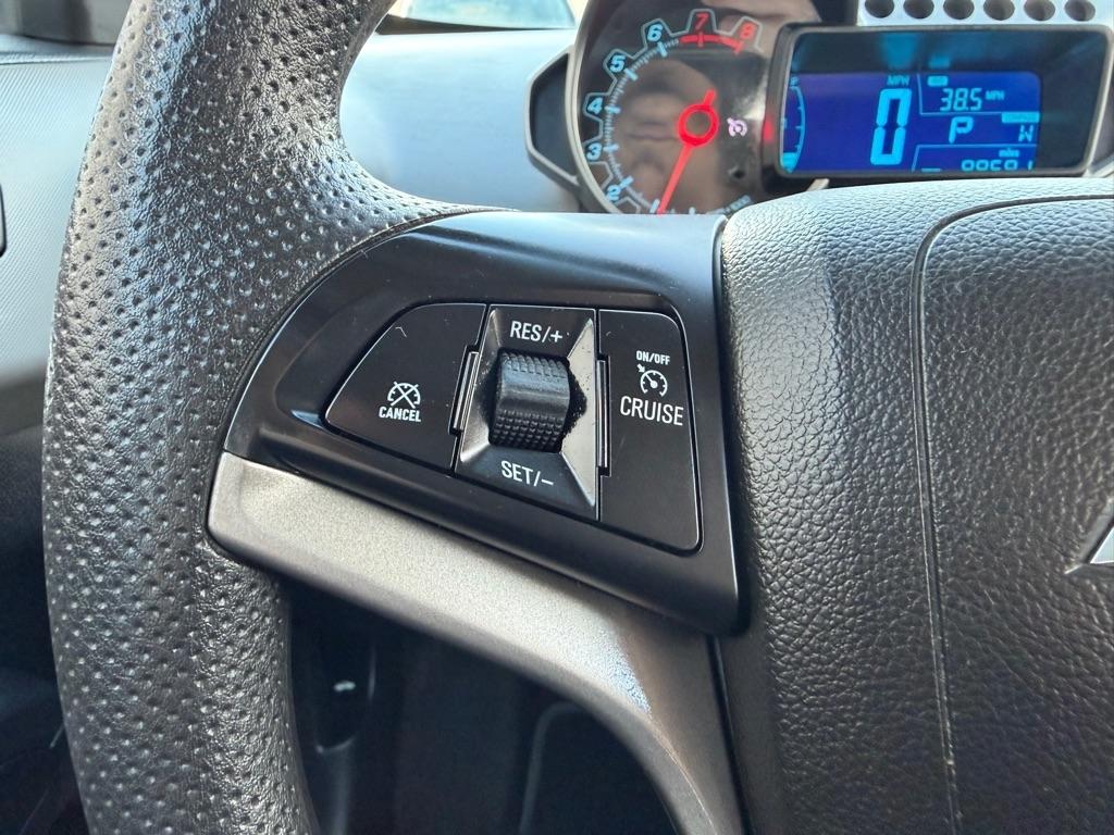 Chevrolet Sonic 5dr HB Auto LT 2015