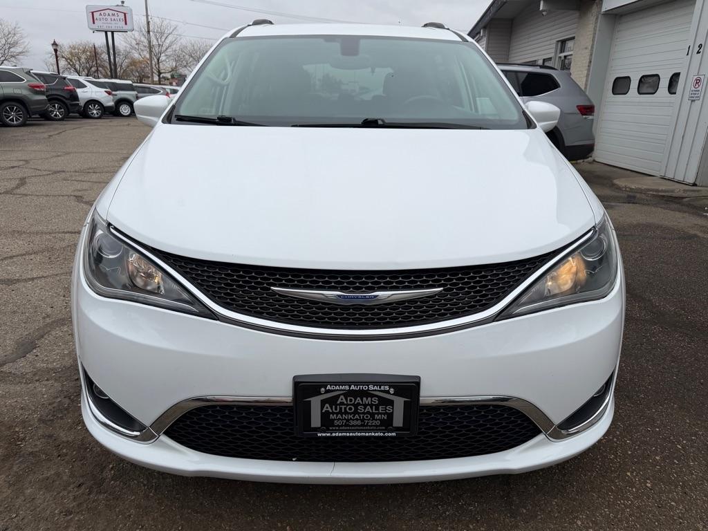 Chrysler Pacifica Touring L FWD 2018
