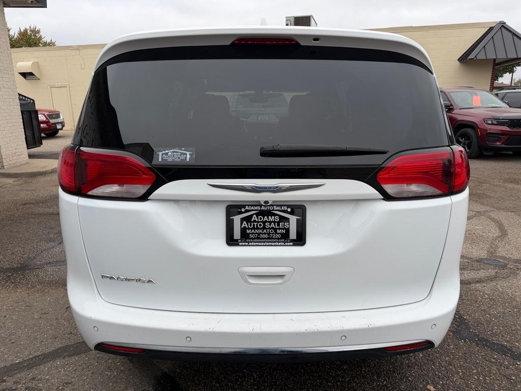 Chrysler Pacifica Touring L FWD 2018
