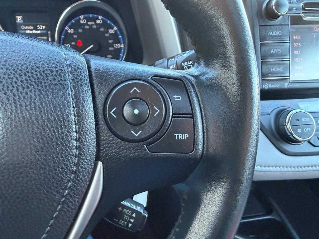 Toyota RAV4 AWD 4dr XLE (Natl) 2016
