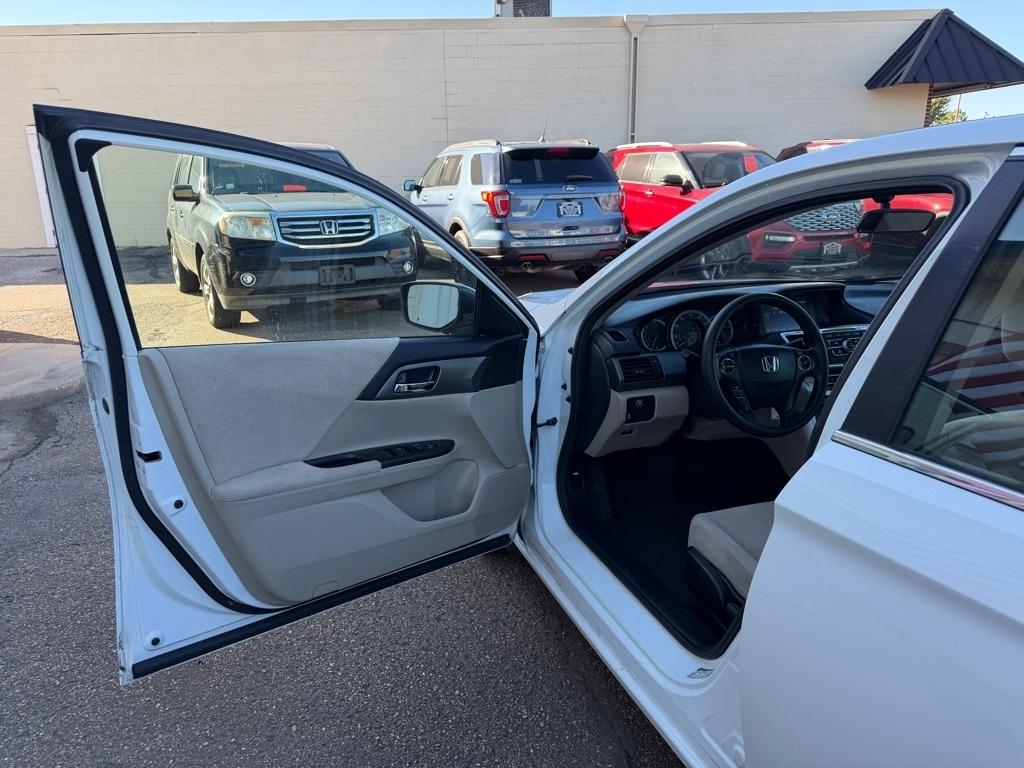 Honda Accord Sdn 4dr I4 CVT LX 2013