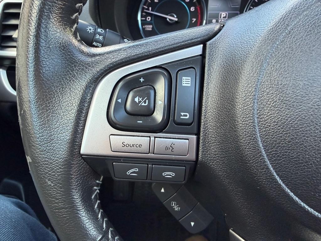 Subaru Forester 2.5i Limited CVT 2017