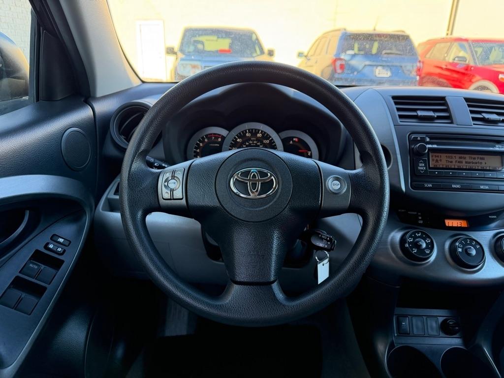 Toyota RAV4 4WD 4dr I4 (Natl) 2012