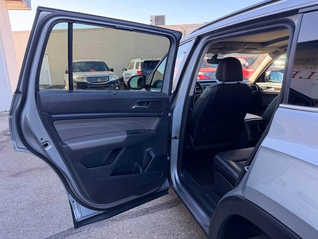 Volkswagen Atlas 2021.5 3.6L V6 SE w/Technology 4MOTION 2021