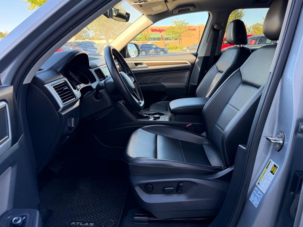 Volkswagen Atlas 2021.5 3.6L V6 SE w/Technology 4MOTION 2021