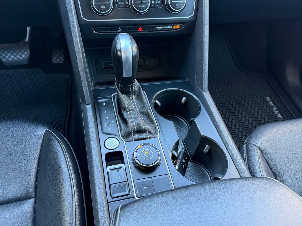 Volkswagen Atlas 2021.5 3.6L V6 SE w/Technology 4MOTION 2021