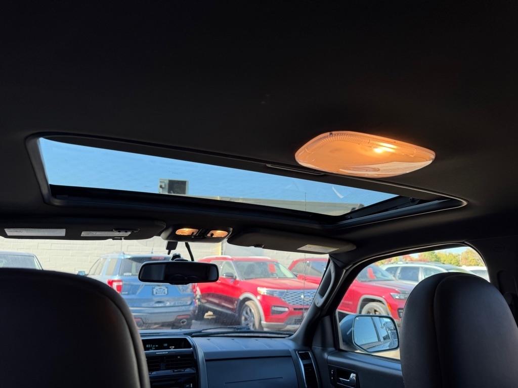 Ford Escape 4WD 4dr Limited 2012