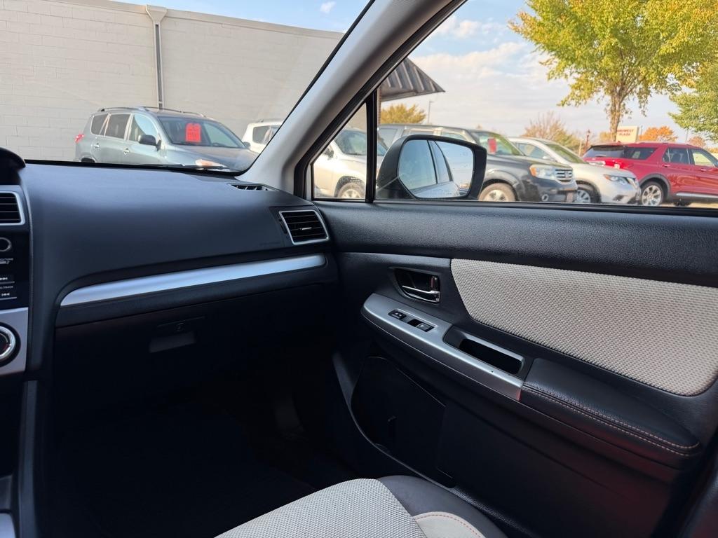 Subaru Crosstrek 5dr CVT 2.0i Premium 2016