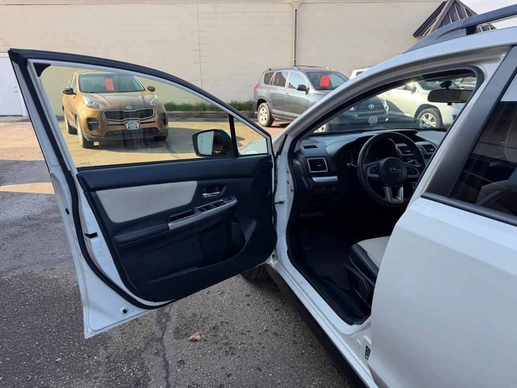 Subaru Crosstrek 5dr CVT 2.0i Premium 2016