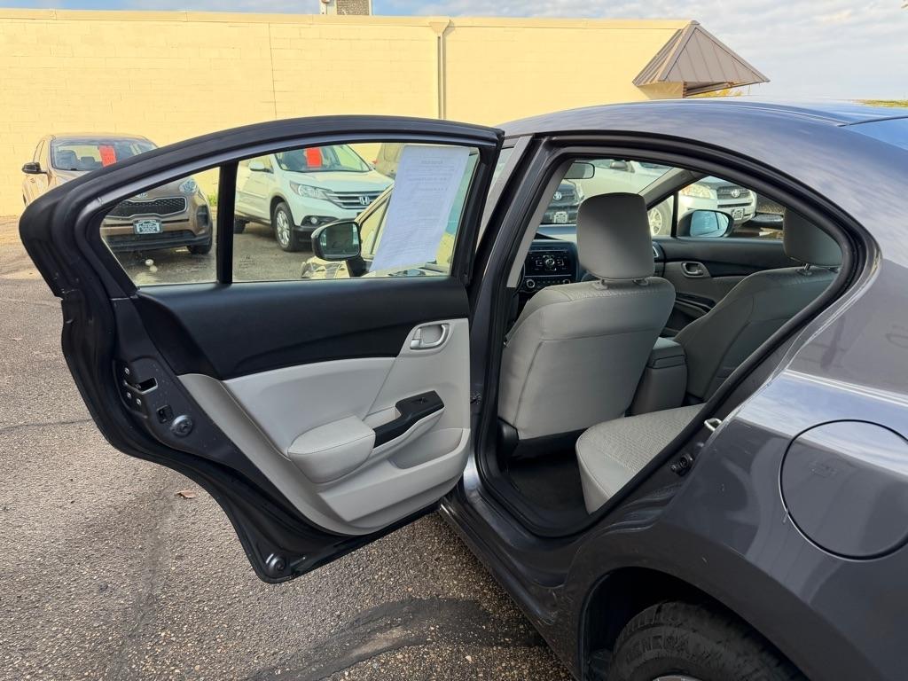 Honda Civic Sedan 4dr CVT LX 2015