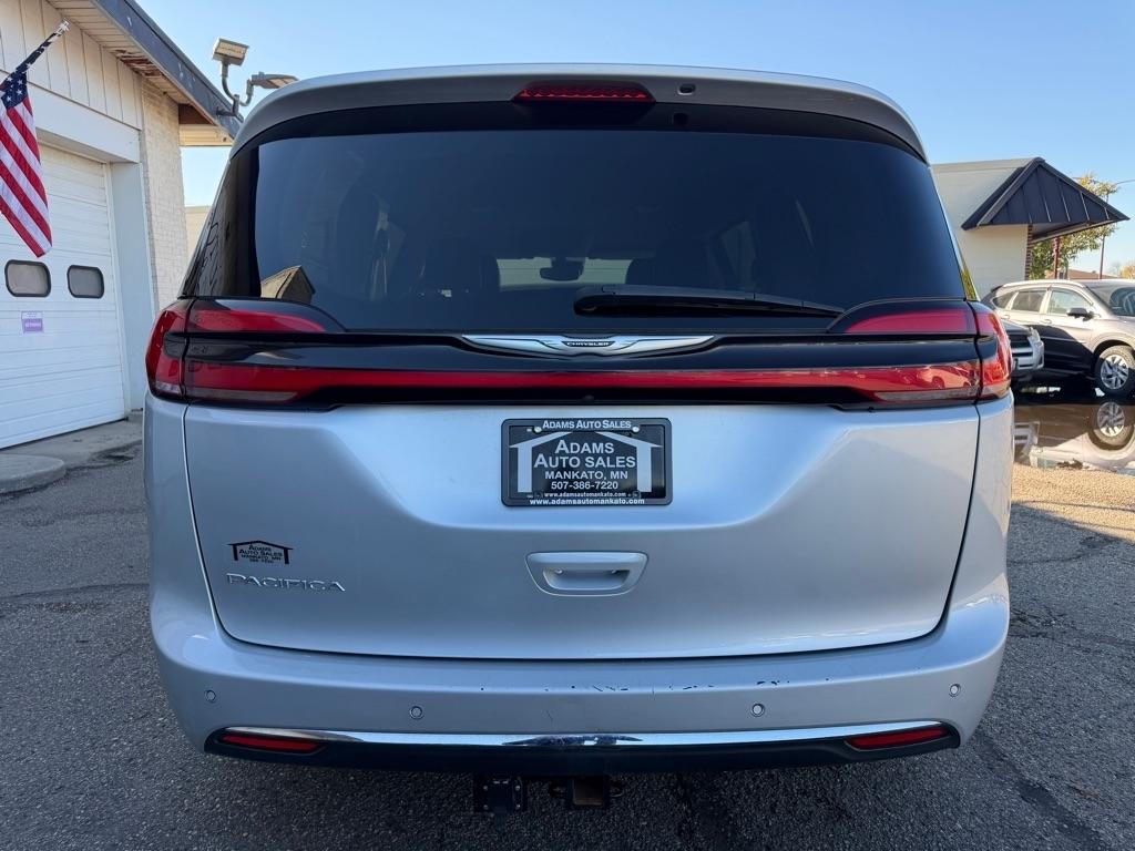 Chrysler Pacifica Touring L FWD 2023