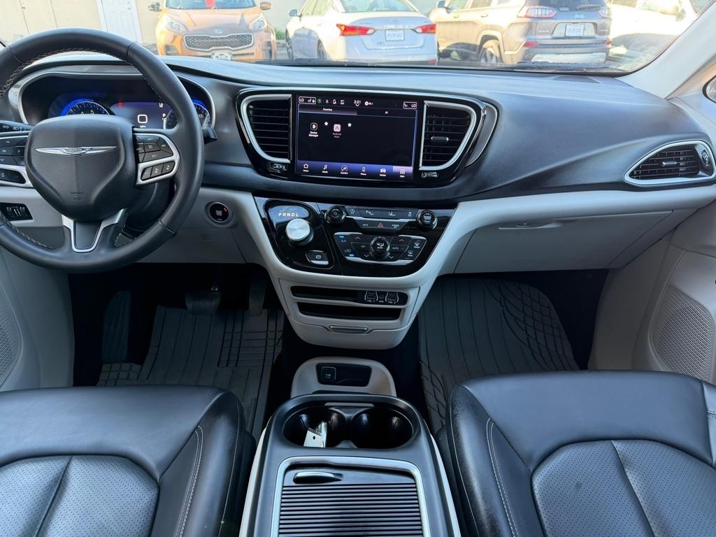 Chrysler Pacifica Touring L FWD 2023