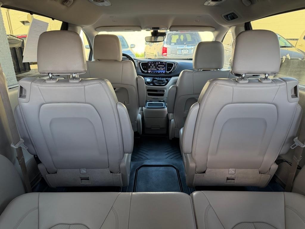 Chrysler Pacifica Touring L AWD 2021