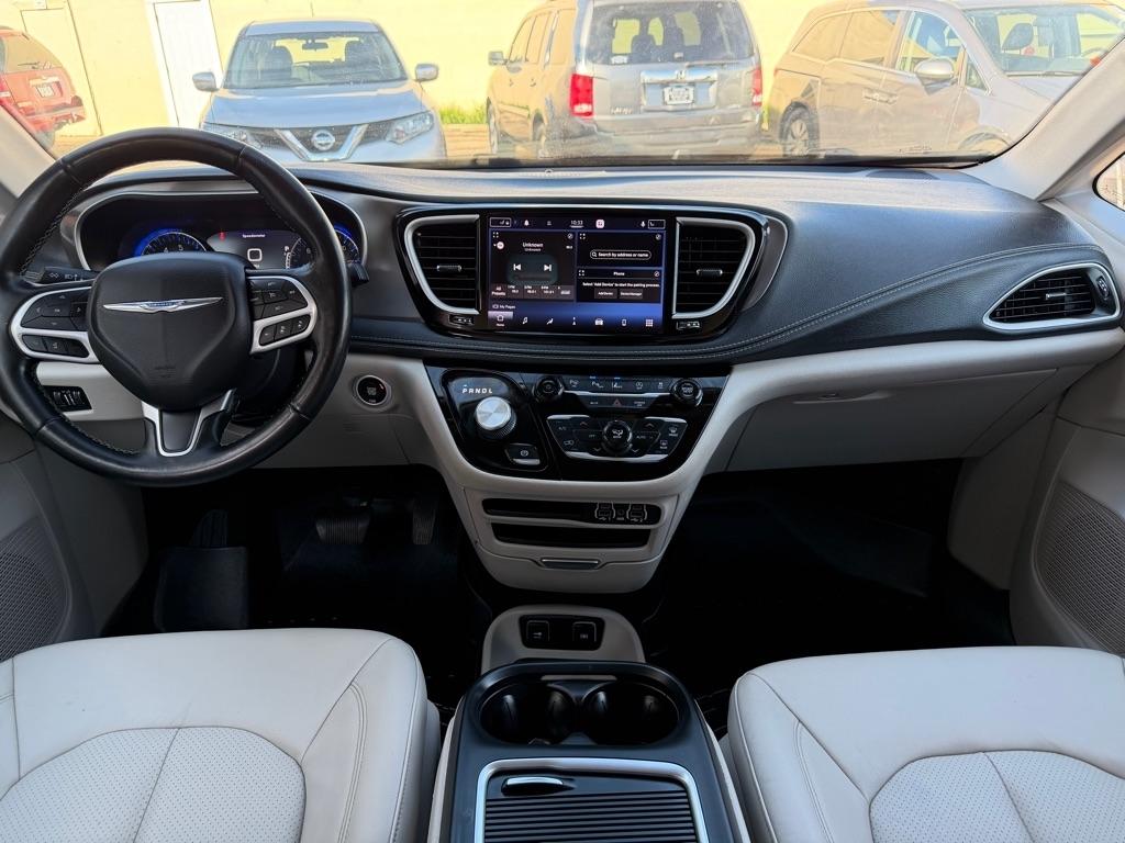 Chrysler Pacifica Touring L AWD 2021