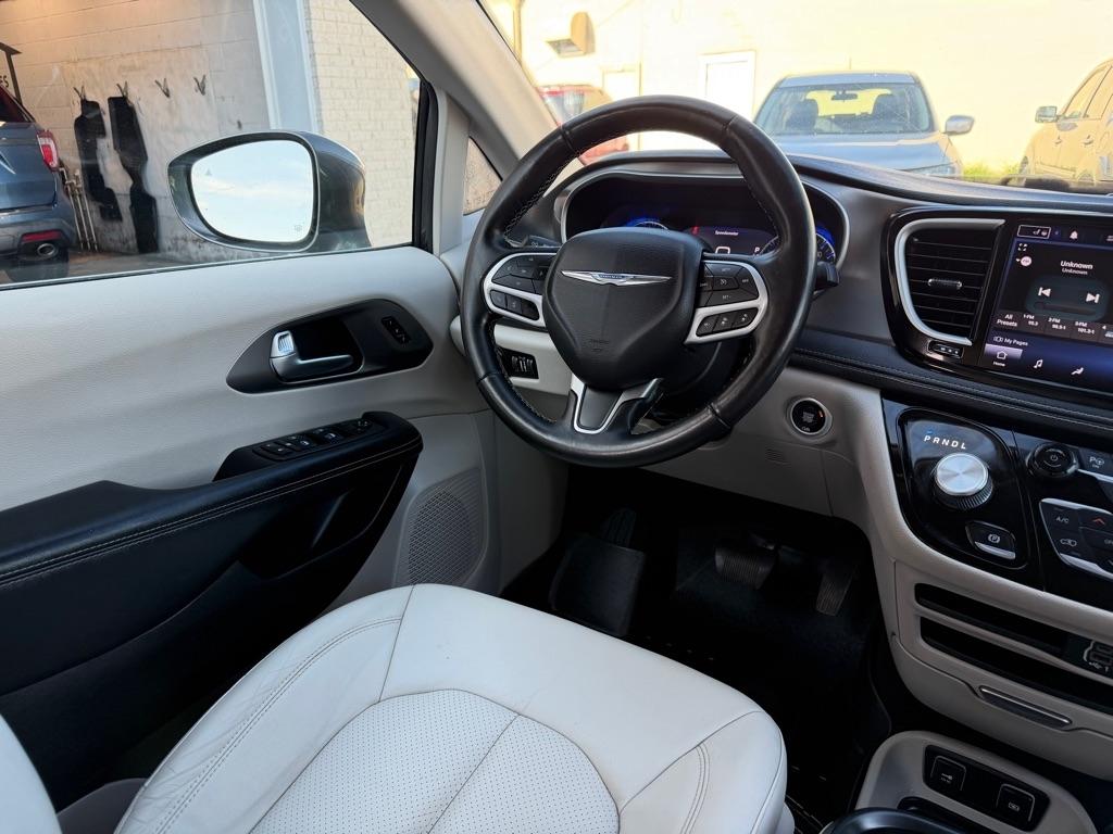 Chrysler Pacifica Touring L AWD 2021