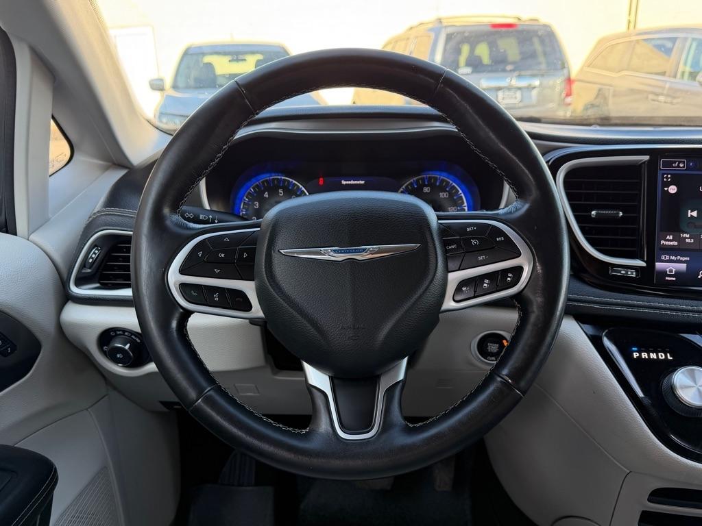 Chrysler Pacifica Touring L AWD 2021
