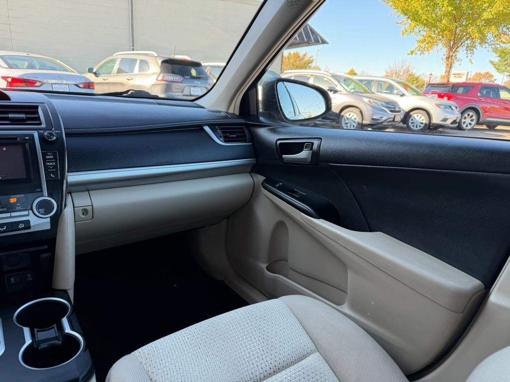Toyota Camry 2014.5 4dr Sdn I4 Auto SE Sport (Natl) 2014