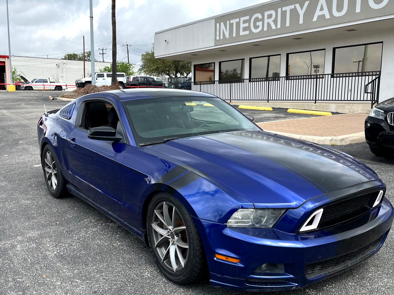 2014 Ford Mustang 2dr Cpe V6