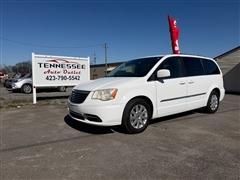 2013 Chrysler Town & Country 
