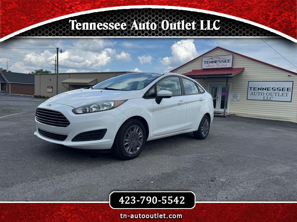 2014 Ford Fiesta 4dr Sdn S