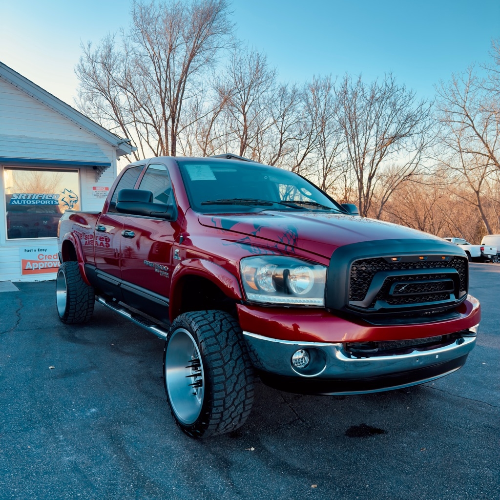 Dodge Ram 2500 4dr Quad Cab 140.5 4WD SLT 2006