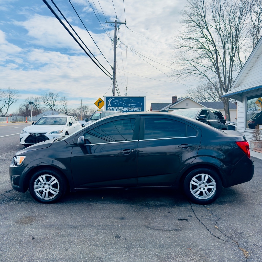 Chevrolet Sonic 4dr Sdn Auto LT 2015