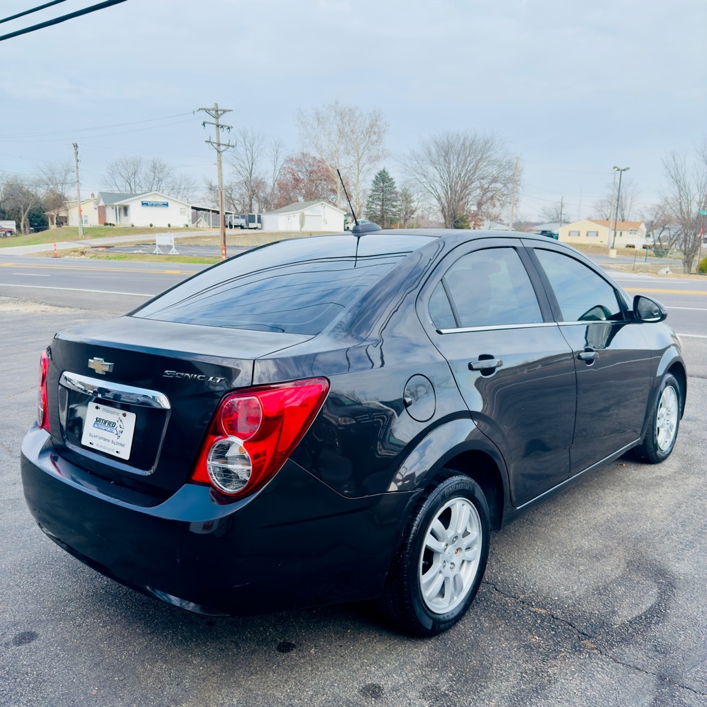 Chevrolet Sonic 4dr Sdn Auto LT 2015