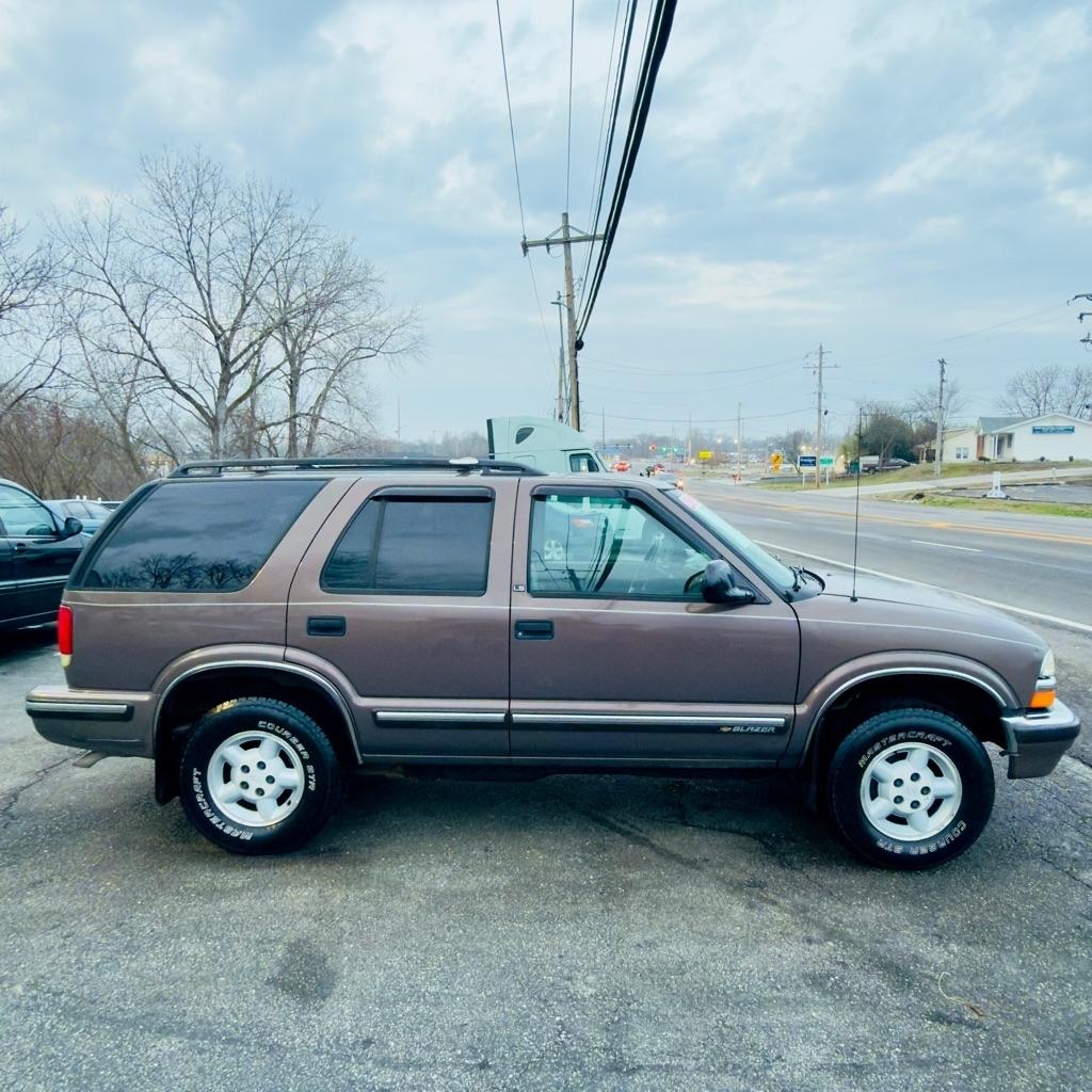 Chevrolet Blazer 4dr 4WD LS 1998
