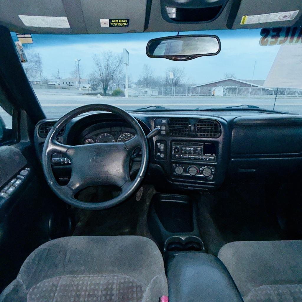 Chevrolet Blazer 4dr 4WD LS 1998