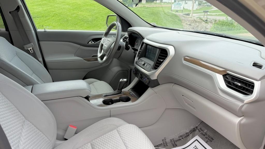 2017 GMC Acadia SLE-1 - Photo 10