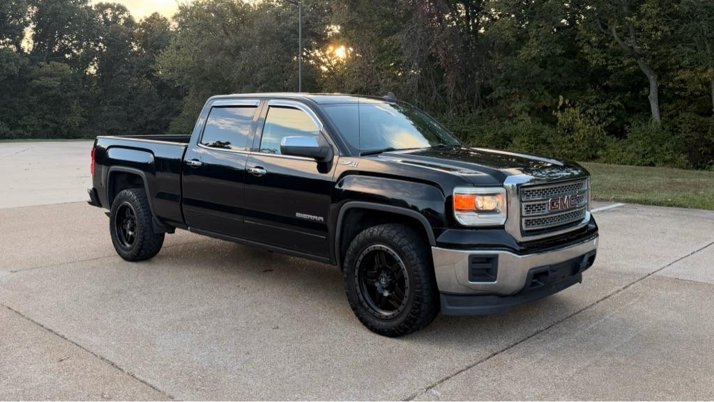 GMC Sierra 1500 4WD Crew Cab 143.5" SLE 2015