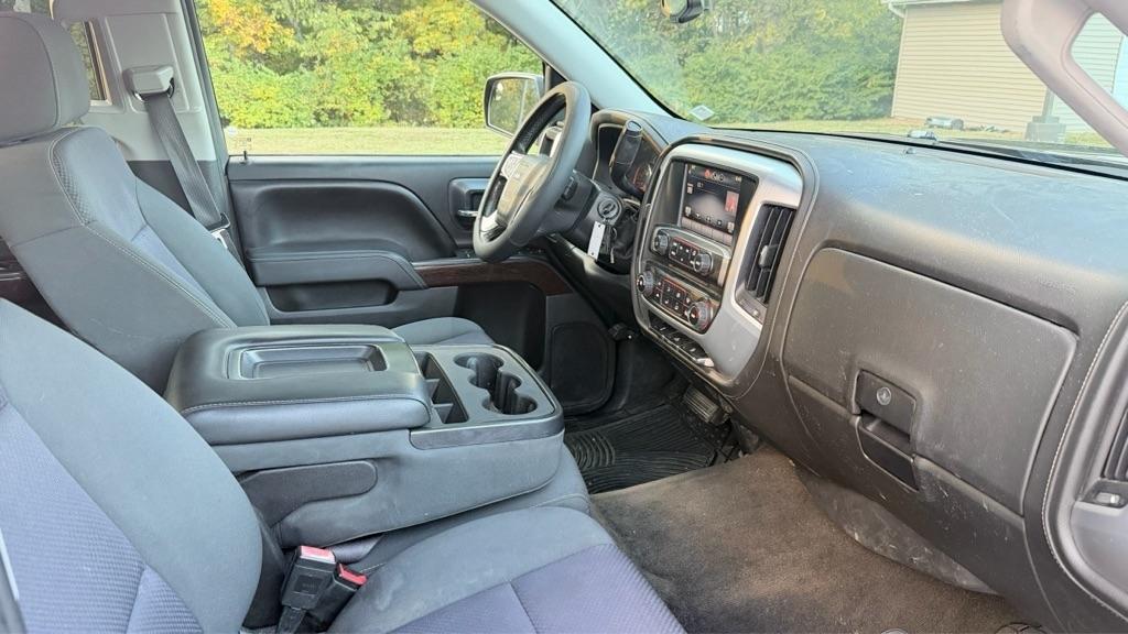 GMC Sierra 1500 4WD Crew Cab 143.5" SLE 2015