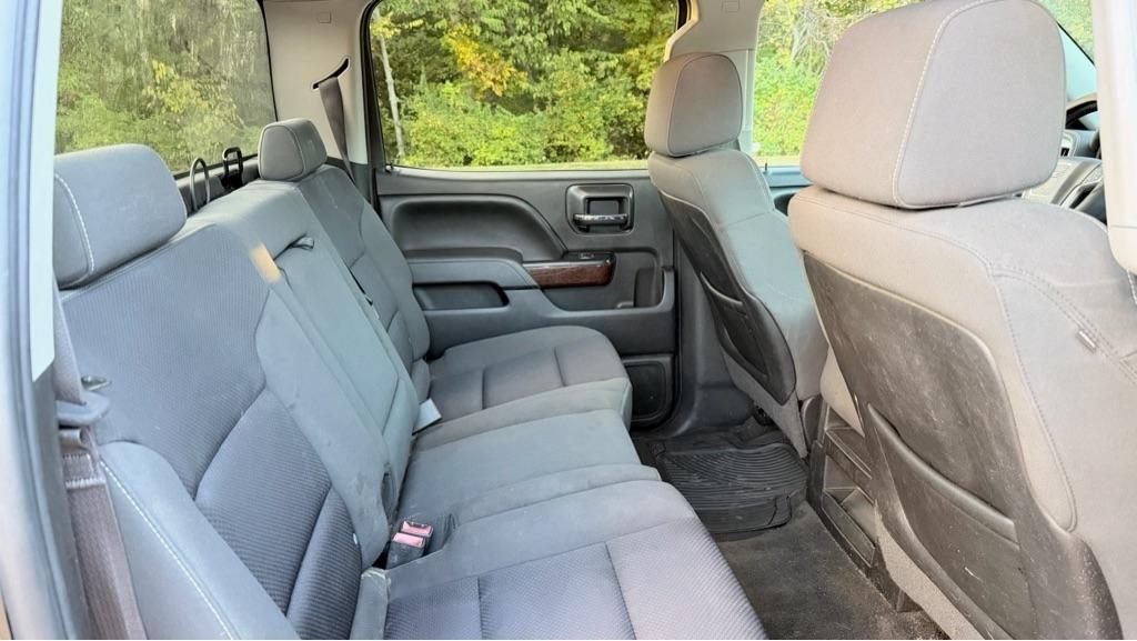 GMC Sierra 1500 4WD Crew Cab 143.5" SLE 2015
