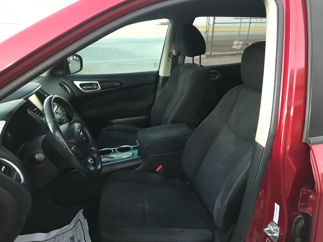 Nissan Pathfinder S 2WD 2016