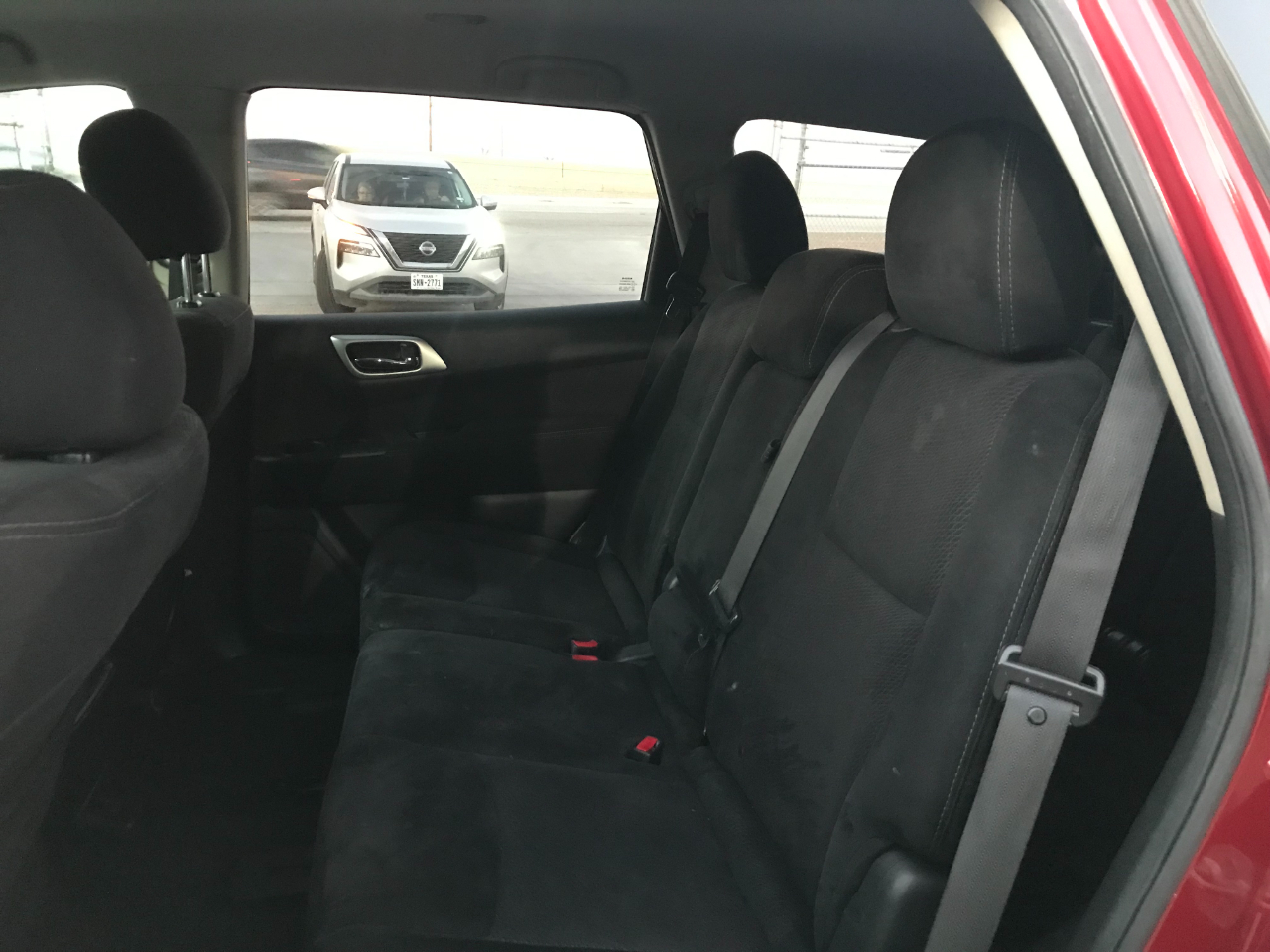 Nissan Pathfinder S 2WD 2016