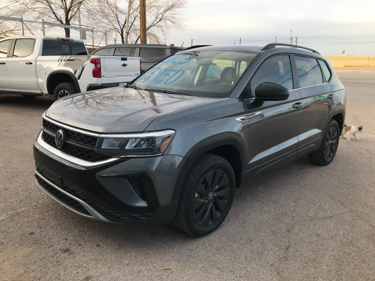 Volkswagen Taos S 2023