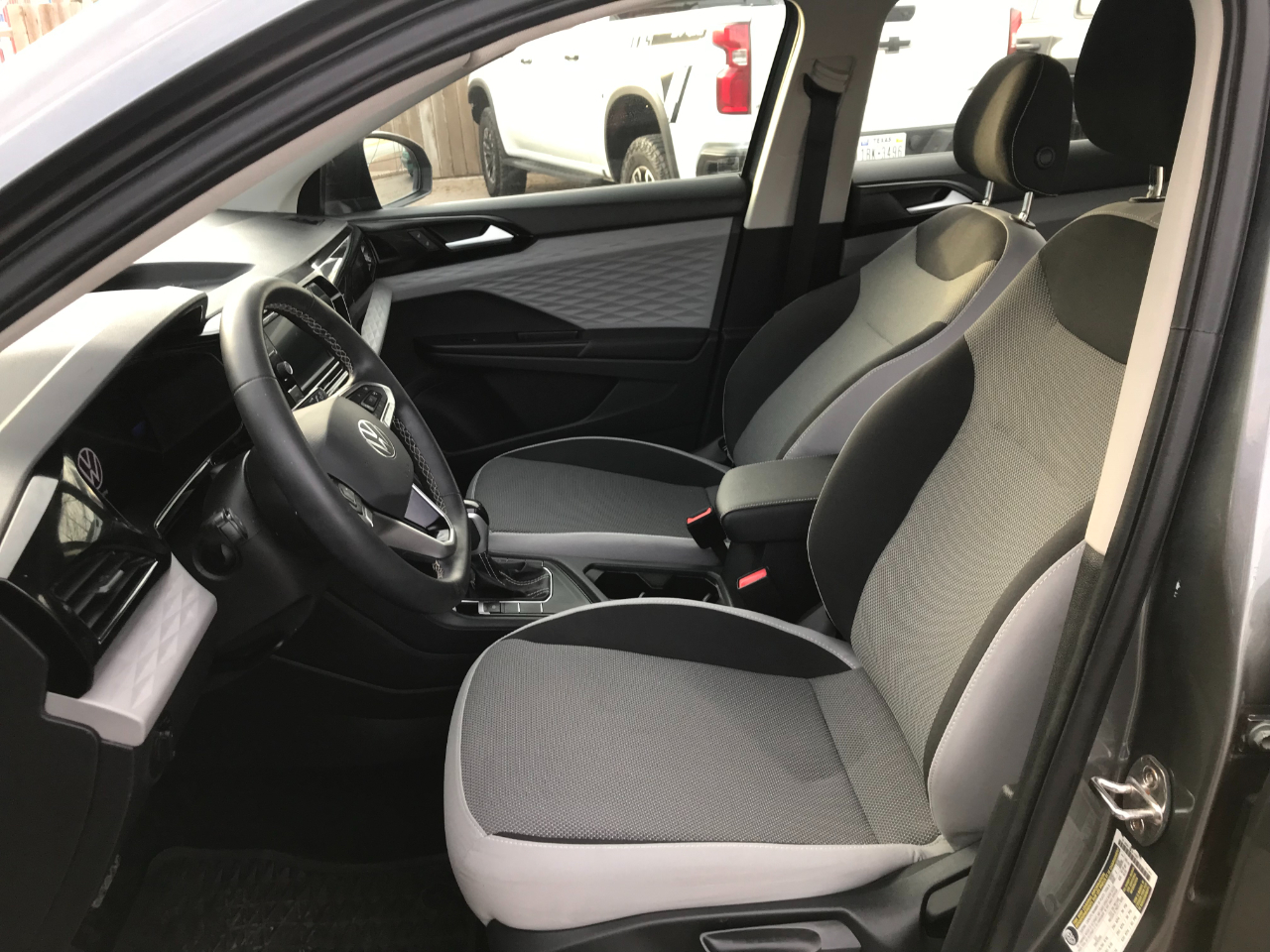 Volkswagen Taos S 2023