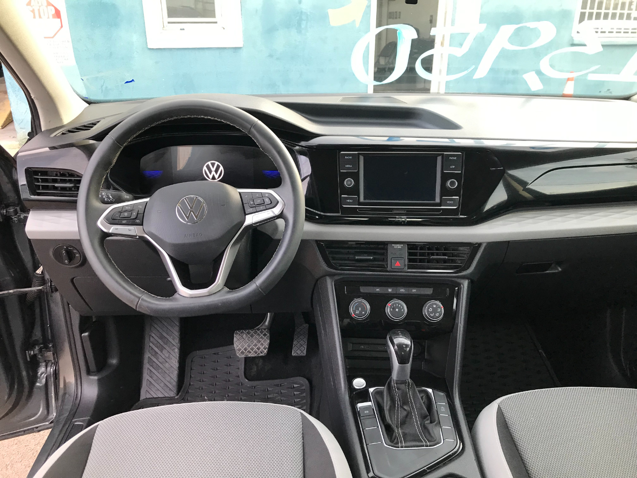 Volkswagen Taos S 2023