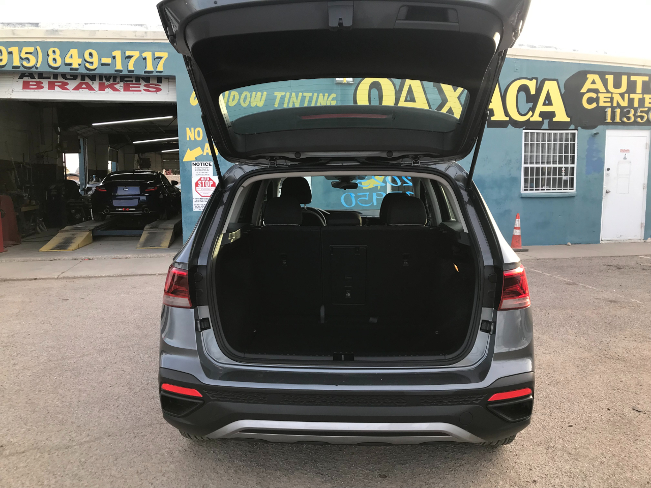 Volkswagen Taos S 2023