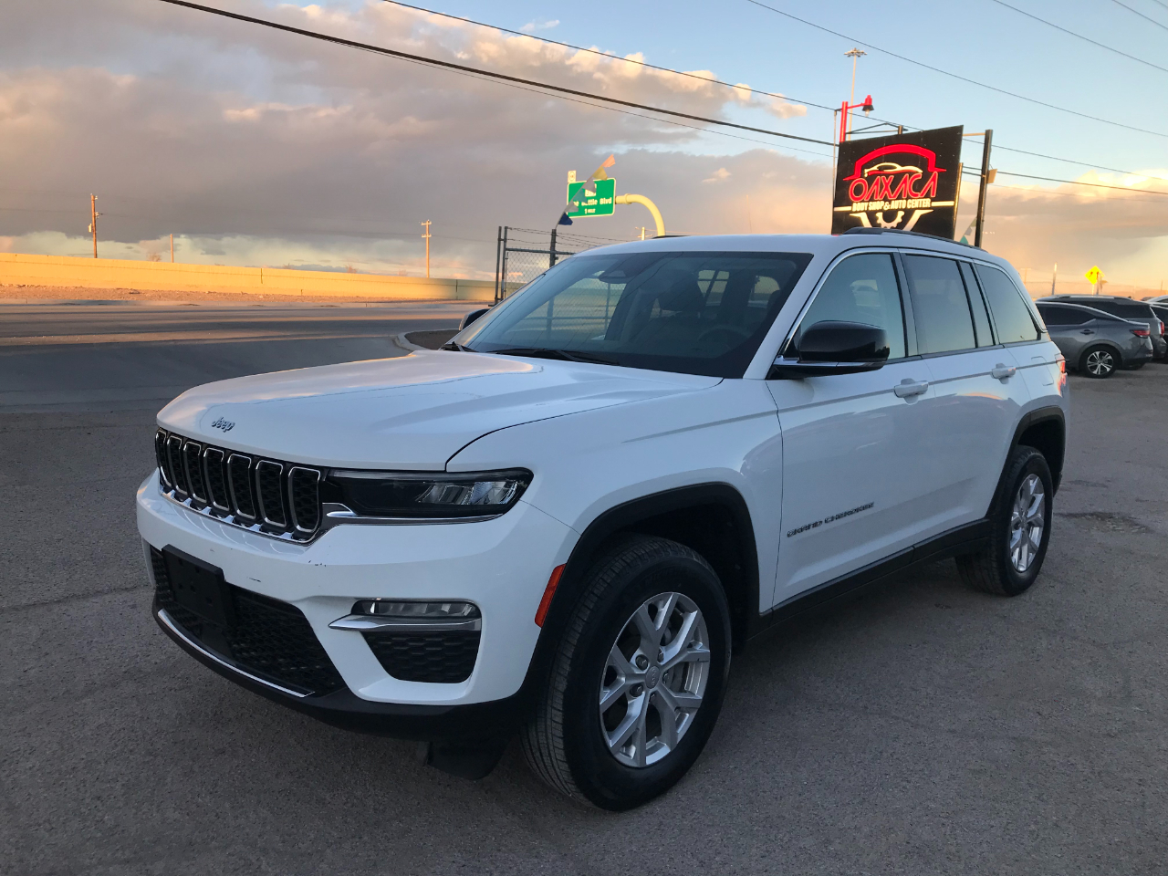 Jeep Grand Cherokee Limited 4WD 2023