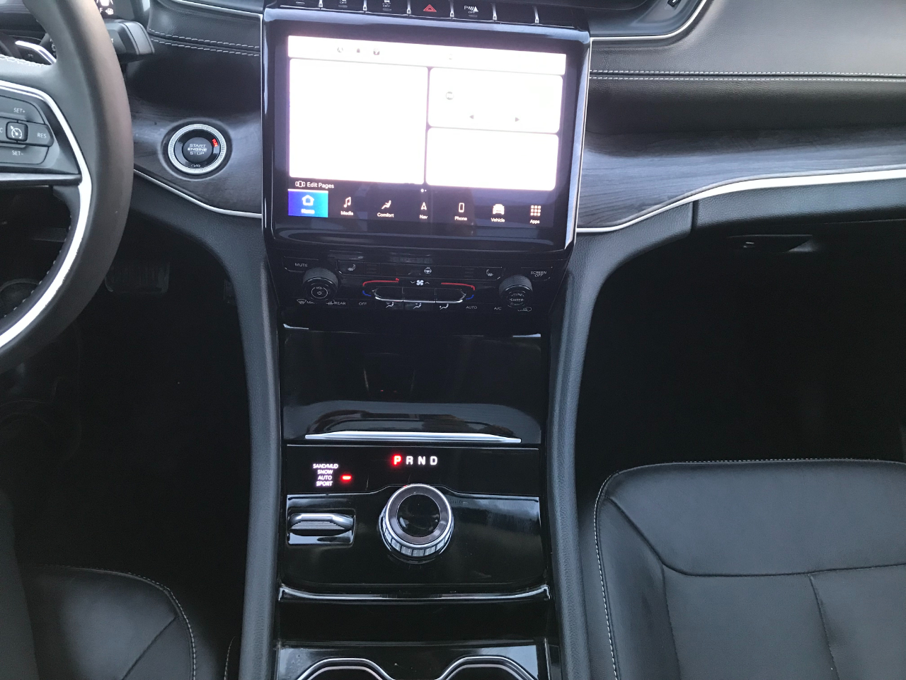 Jeep Grand Cherokee Limited 4WD 2023